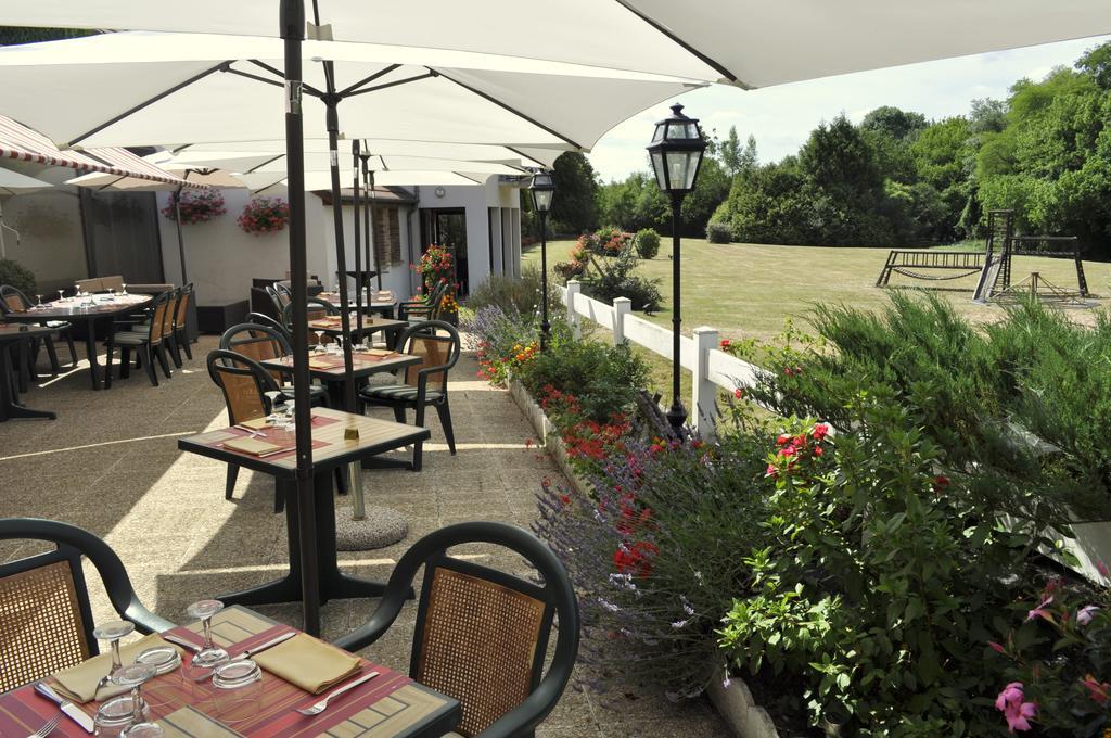 Hotel Restaurant Le Relais De Pouilly מראה חיצוני תמונה