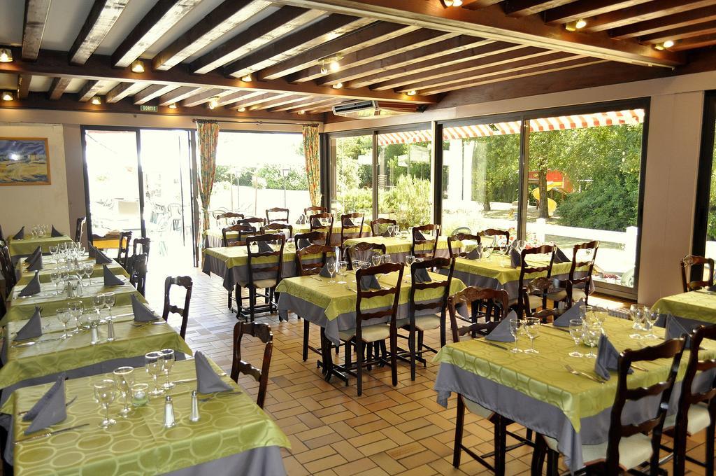 Hotel Restaurant Le Relais De Pouilly מראה חיצוני תמונה