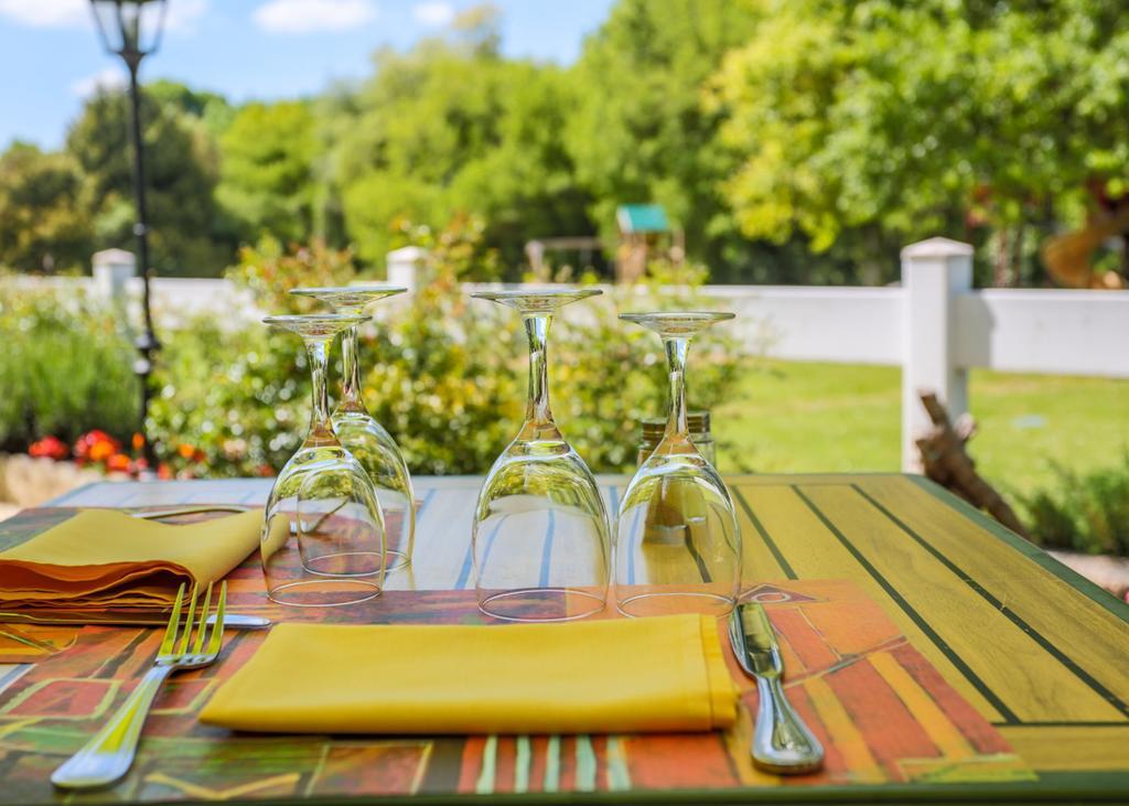 Hotel Restaurant Le Relais De Pouilly מראה חיצוני תמונה
