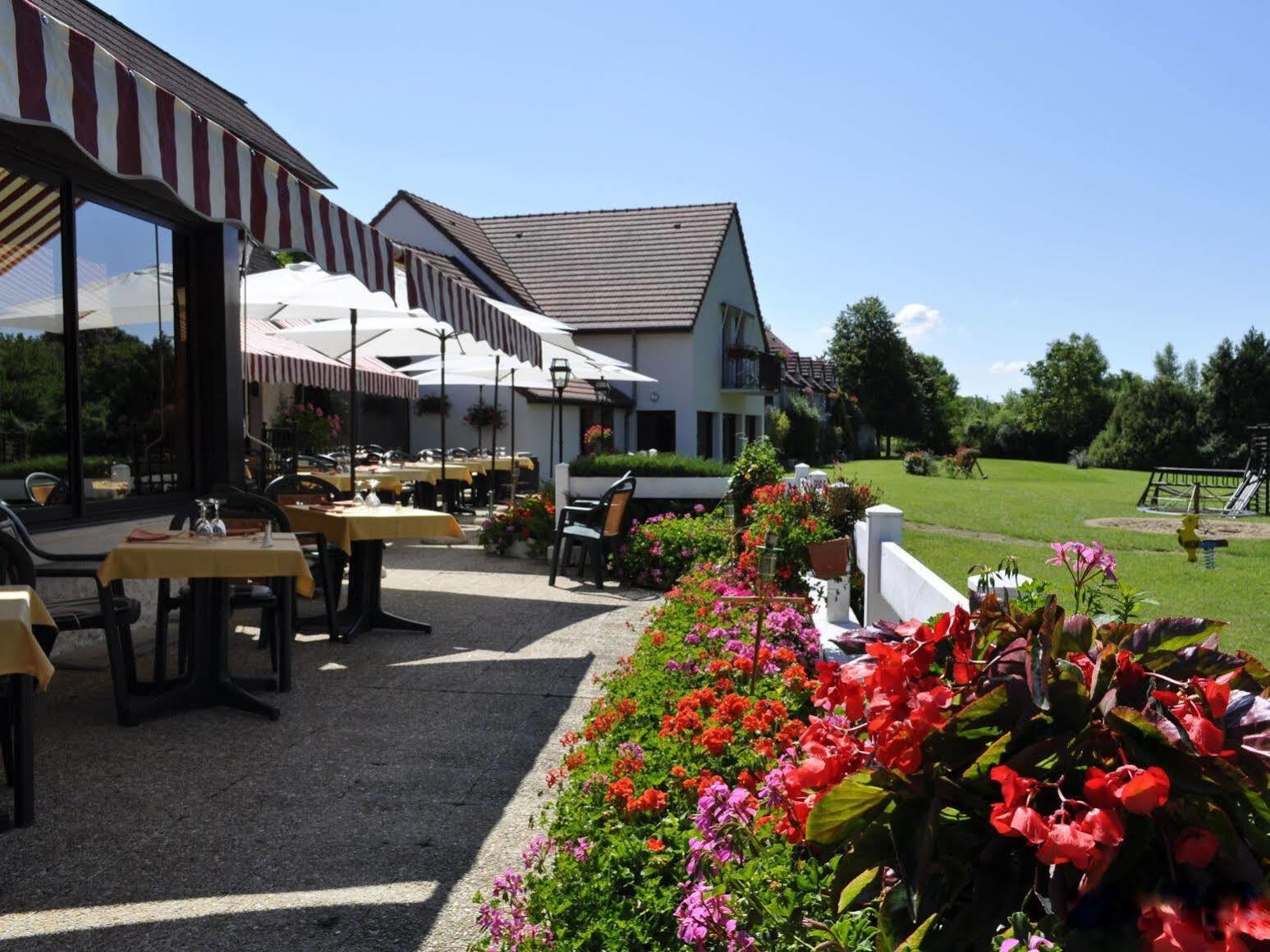Hotel Restaurant Le Relais De Pouilly מראה חיצוני תמונה